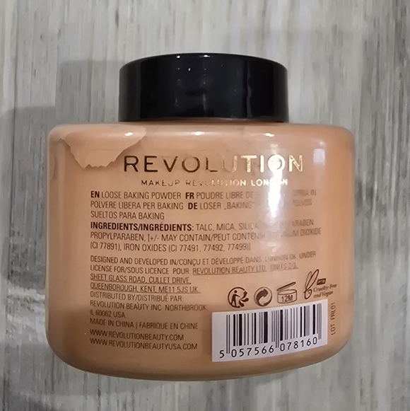 Makeup Revolution Loose Setting Baking Finishing Face Powder Peach New - Picture 2 of 2